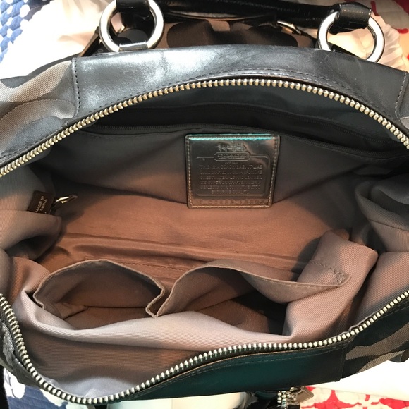 Coach Black Signature Jacquard Convertible Purse - Picture 4 of 6